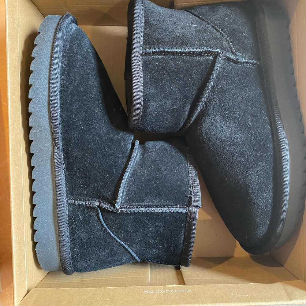 Cushionaire Hipster Booties